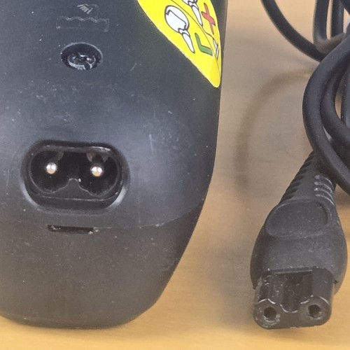 Philips Norelco Shaver Series 3000 Electric Shaver Wet & Dry S3212 Charging Cord - Picture 15 of 22
