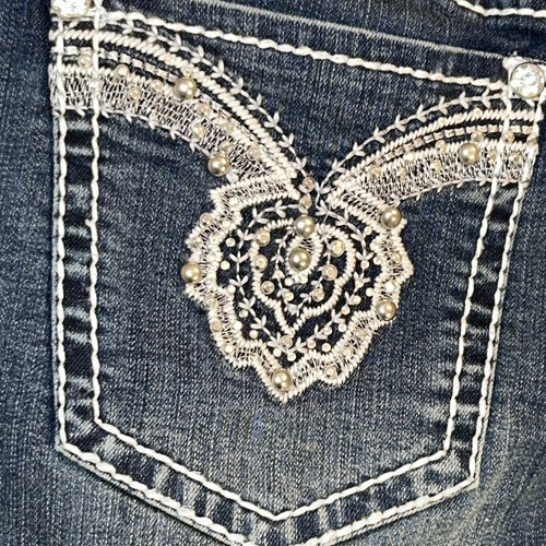 APT 9 Capri Embellished Bling Womens Sz 10 Blue Denim Jeans Mid Rise Stretch NWT - Picture 9 of 14