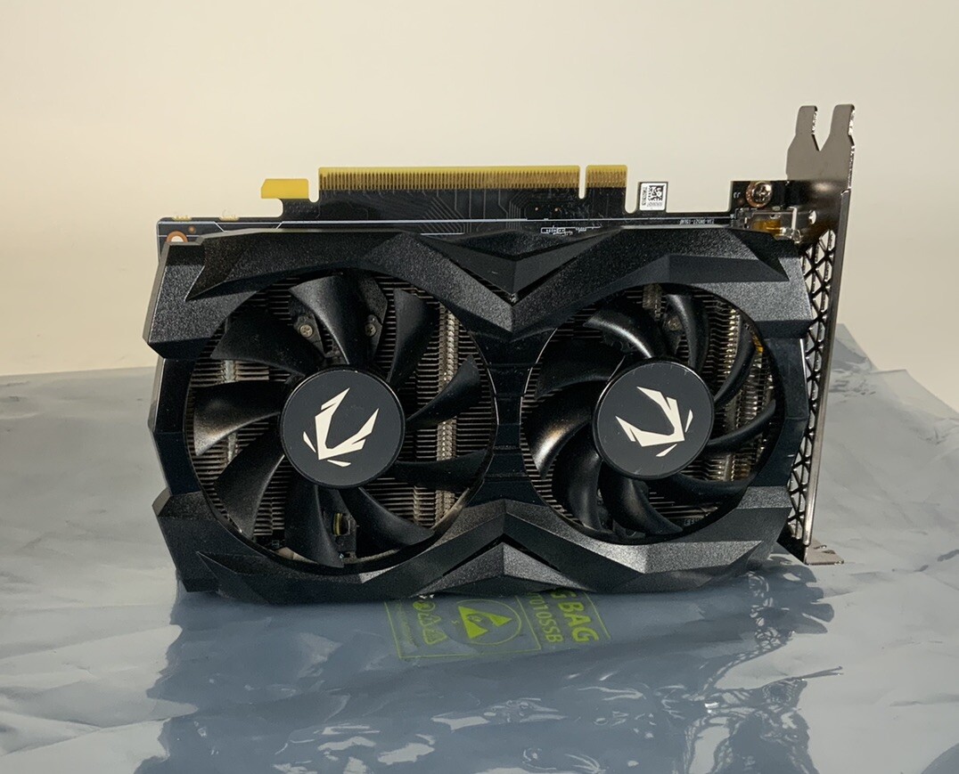Picture 1 of 4