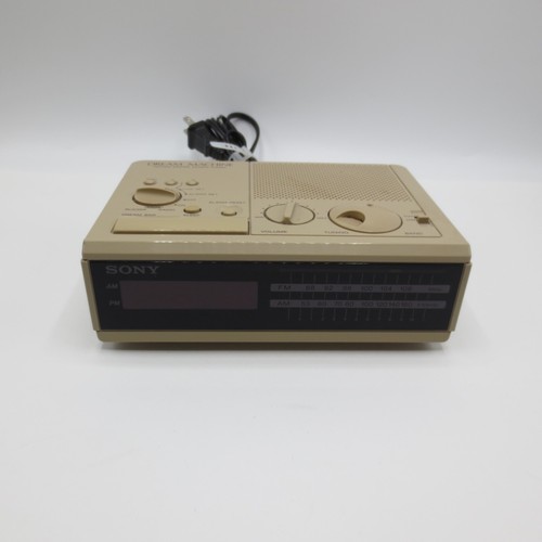 Vintage SONY Dream Machine FM/AM Digital Alarm Clock Radio ICF-C2W Tan Beige