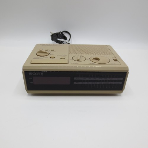 Vintage SONY Dream Machine FM/AM Digital Alarm Clock Radio ICF-C2W Tan Beige - Picture 1 of 10