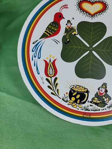 8" Vintage Jacob Zook Pennsylvania Dutch Sign Lucky Leprechaun 4 Leaf Clover - Picture 6 of 9