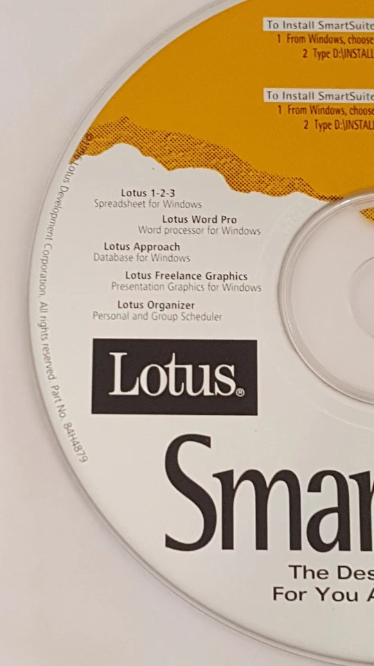 Lotus SmarSuite 1996 para Windows 95 y Windows 3.1 vintage Foto 2 de 4