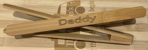 Personalised chopping board and Bamboo Tongs - Picture 5 of 6