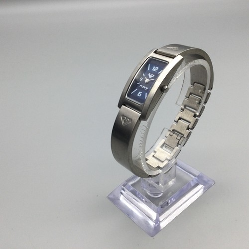 Roxy Tank Watch Women 18mm Silver Tone Blue Dial New Battery 6.25" - Picture 4 of 16