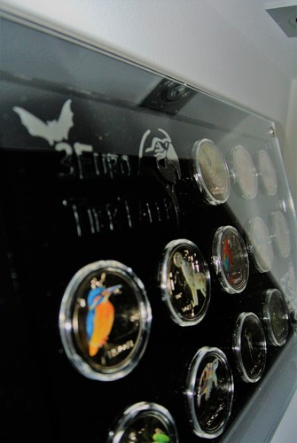  Münzaufsteller Wandvitrine für 3 Euro Tier Taler Serie in Chrom od Leuchteffekt - Bild 7 von 12