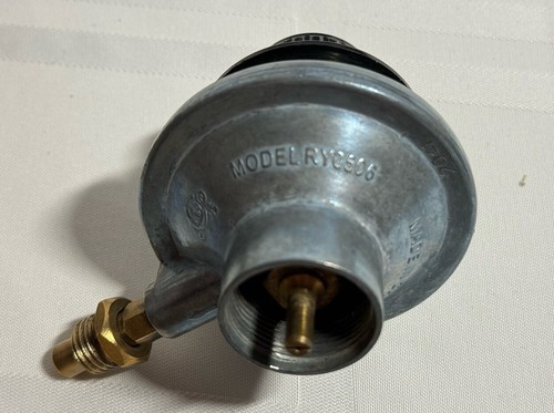 GasSaf Propane Gas Grill Control Valve Table Top Regulator with a 1"-20 Female - Picture 4 of 4