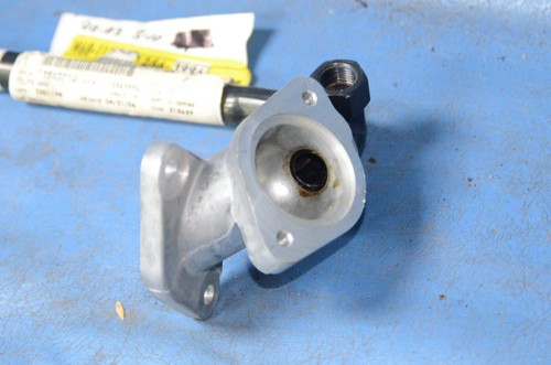 Nuevo de Lote Antiguo Chevy S10 Sonoma 2.2 Termostato Carcasa Salida de Agua Adaptador Tubo GM - Imagen 2 de 7