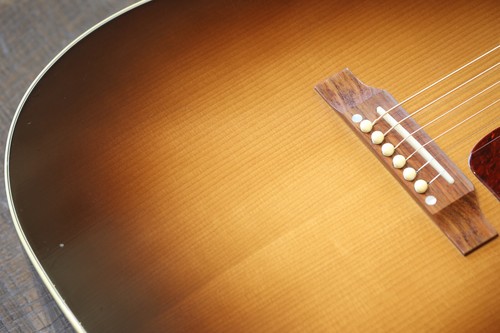 2015 Gibson J-45 True Vintage Acoustic/ Electric Guitar Vintage Sunburst + OHSC - Picture 6 of 21