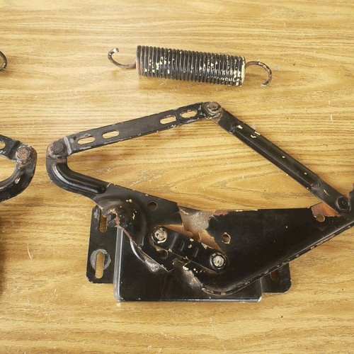 66 67 68 69 70 Charger Hood Hinges Coronet Roadrunner Gtx Satellite - Picture 4 of 16