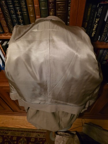 WW II ERA KHAKI WORSTED WOOL USAAF EISENHOWER JACKET, CAPTAIN - Picture 7 of 17