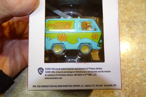 Hallmark Keepsake Ornament "The Mystery Machine" Scooby-Doo Van NIB New - Picture 2 of 3