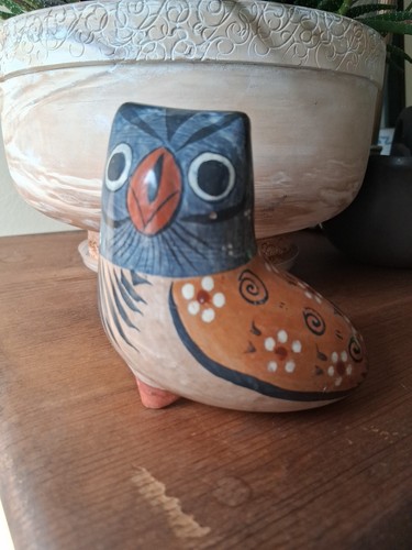 Cerámica de arte popular mexicano Tonala Owl vintage 3,5" HX 4" - Imagen 2 de 9