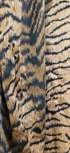 Frederick's of Hollywood Tiger Stripe Print Satin Robe Pockets O/S Missing Belt - Picture 5 of 7