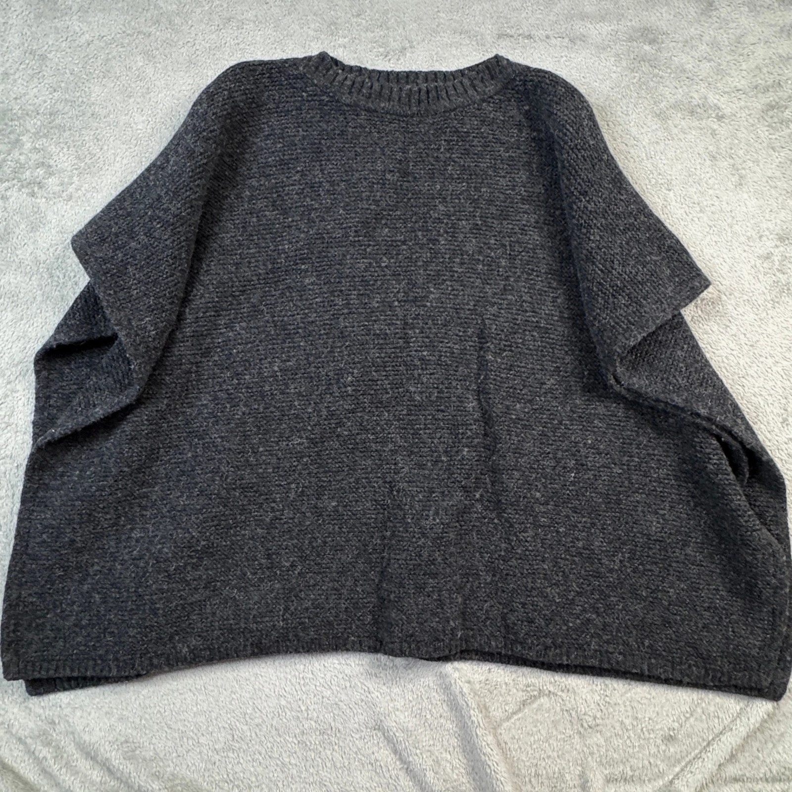 Ecola Wool Poncho Sweater Womens One Size Charcoal Grey Excellent Handcrafted
Opens in a new window