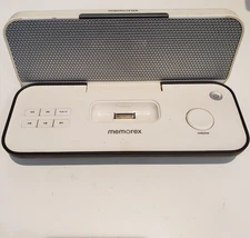 MEMOREX iPOD Portable Speaker System Model M13602PWHT,  4 AAA battery power