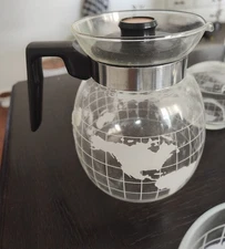 17 Piece Lot Vintage Nestle Nescafe World Globe Coffee Pot w/Lid Cups