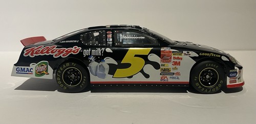 Team Caliber TERRY LABONTE #5 Kellogg's/Got Milk 2004 Monte Carlo 1:24 Scale - Picture 6 of 12