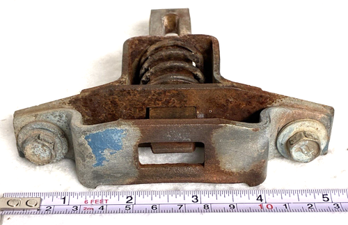 64,5,6,7,8,9,70,1,2 FORD F100,250 TRUCK TAILGATE LATCH,BOLTS,RH,LH,66-77 BRONCO - Picture 2 of 3