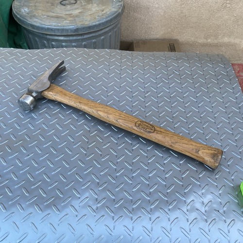 Vintage Vaughan-CFl-23 Oz.Milled Face Framing Hammer Made In USA - Picture 13 of 17