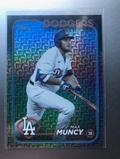 2024 Topps Series 1 - Max Muncy #314 Holiday, Los Angeles Dodgers