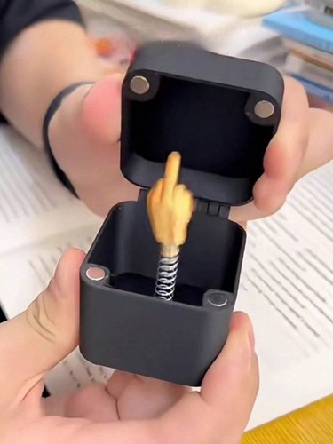 Middle Finger In A Box Funny Surprise Box Pop up Christmas Novelty Fun Gifts UK - Picture 5 of 13