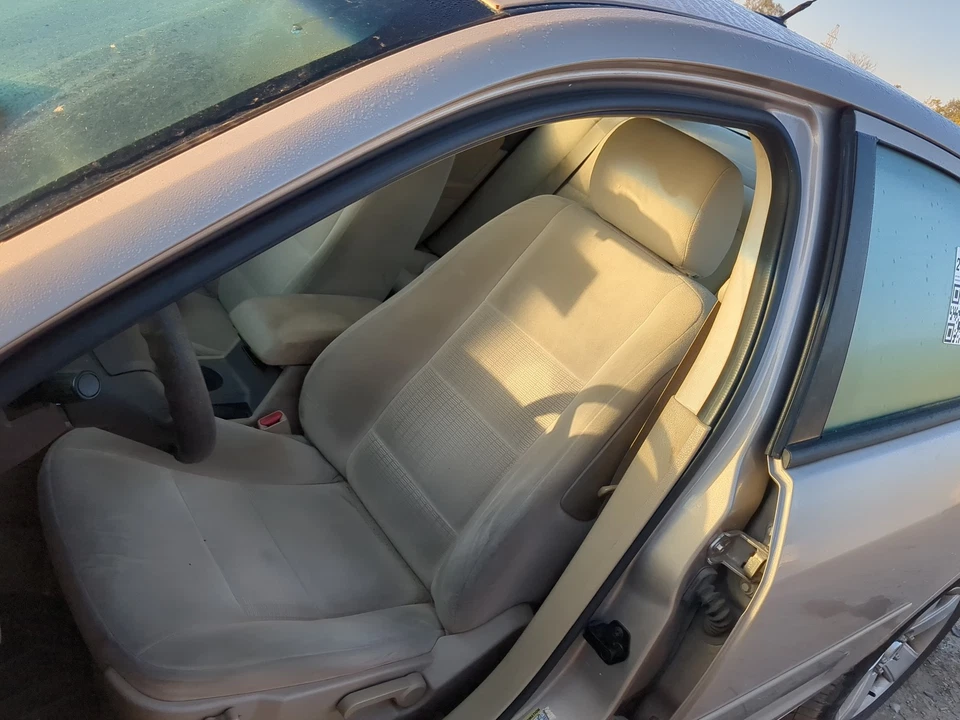 2006-2008 Ford Fusion Driver Front Seat Oem RFRPI - Image 2 of 2