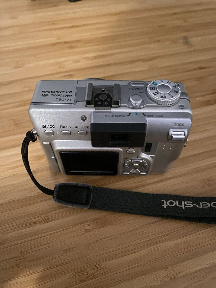 デジタルカメラ SONY Cyber-shot dsc-V1 Sony Cybershot DSC-V1 Review: Digital Photography Review