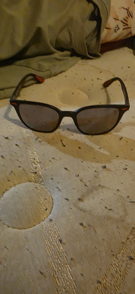 RAY BAN RB2140 WAYFARER SUNGLASSES BLACK POLARIZED A FASHION & HOLIDAY CLASSIC, photo 1 of 5