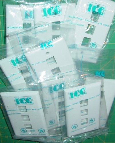 ICC Modular Communication Cable Terminal Jack Cover Plates Mix Lot 2/3 Ports NOS - Picture 5 of 16
