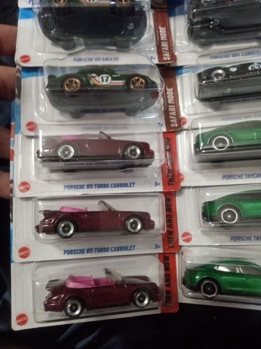 Hot wheels Porsche Lot: 10 Cars, 1 Track Fleet  And 1 Red Clip - Picture 2 of 6