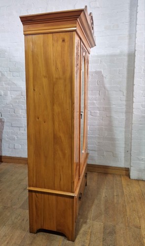 Antique Victorian carved walnut mirror door wardrobe - hall coat cupboard - Picture 19 of 22