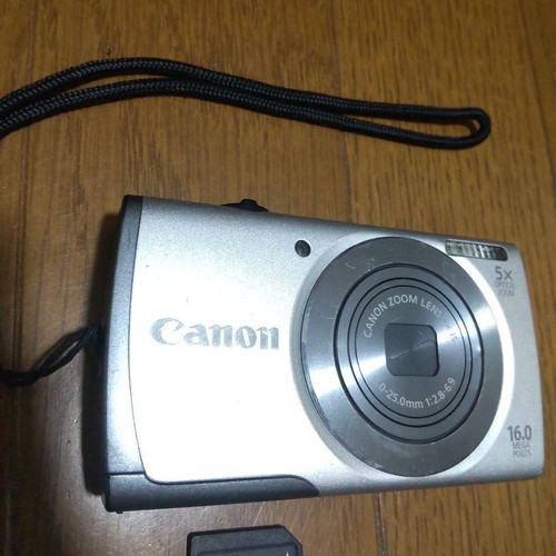 Canon PowerShot A2300 16.0 MP Digital Camera Silver - Picture 2 of 6
