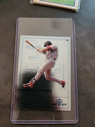 1999 Upper Deck MVP: Swing Time #S2 Mark McGwire St. Louis Cardinals - Picture 2 of 3