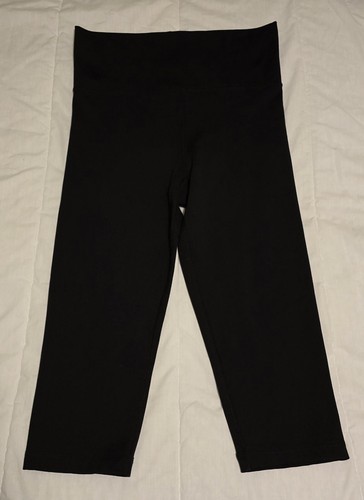 NordicTrack Size Medium Black Capri Leggings Women’s Yoga Fitness Exercise - Picture 4 of 5