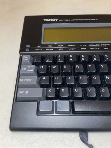 TANDY PORTABLE WORDPROCESSOR WP-3 Made in Japan TESTED WORKING - Picture 3 of 15