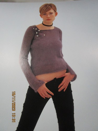 Rowan Knitting And Crochet Magazine Number 32 Published 2002 40+ Designs - Picture 8 of 24