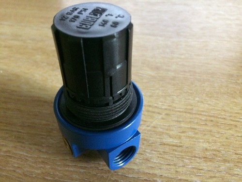 Nuovo CUBEAIR 332A001 Regolatore di Pressione, 170PSI (12bar), 60 Gradi C - Foto 2 di 3