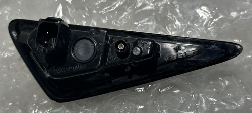 2017 - 2020 Tesla Model 3 OEM Right Fender Turn Signal Camera 1125107-77-E - Picture 7 of 15
