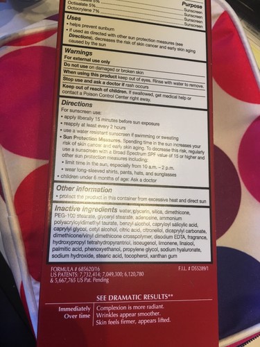 L'Oreal Paris RevitaLift Triple Potencia FPS 30 Días Loción, 1.7 Onzas Líquidas NUEVO EN  - Imagen 4 de 5