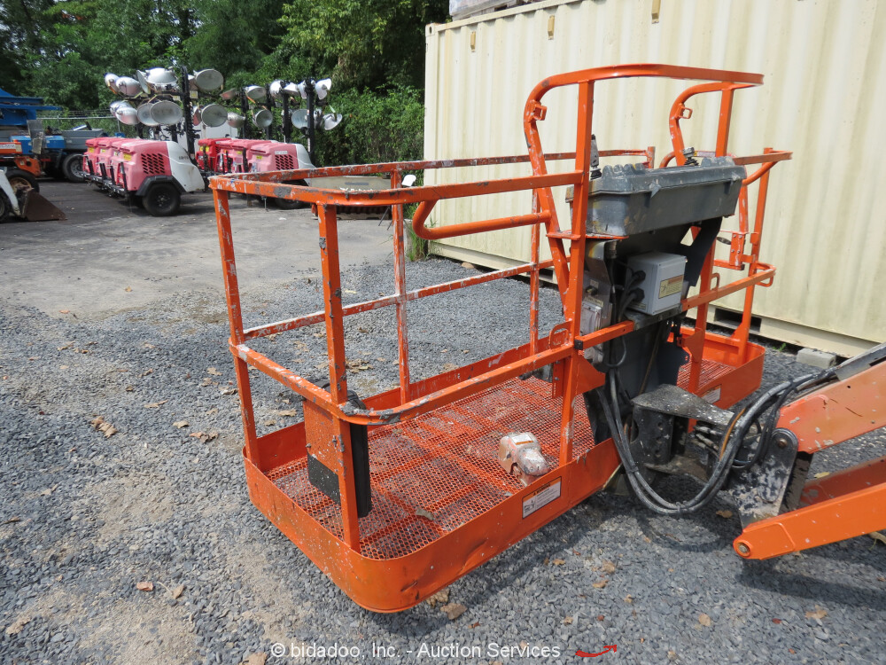 2013 JLG 600AJ 60' 4WD Diesel Articulating Boom Lift Man Aerial Platform bidadoo - Picture 11 of 12