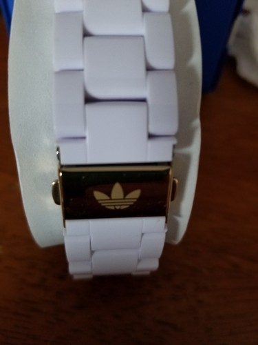 Adidas Watch Men Vintage.New In Box! - Picture 5 of 5