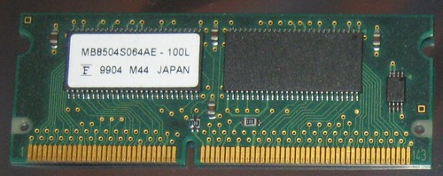 32MB IBM SDRAM 66MHz PC-66 SO-DIMM 144-pol. CL3 3,3V MB8504S064AE-100L 42H2819 - Picture 3 of 3