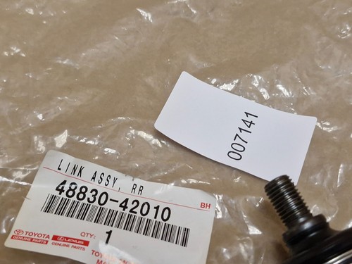 Toyota RAV4 Rear Right Stabiliser Link 2000-2005 1.8 2.0 D 4883042010 Genuine - Picture 7 of 9
