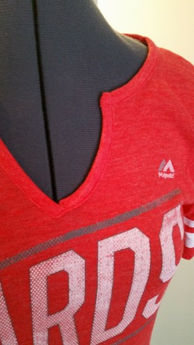 NWT: Cards Red faded out sports t-shirt Size Small - Picture 6 of 6