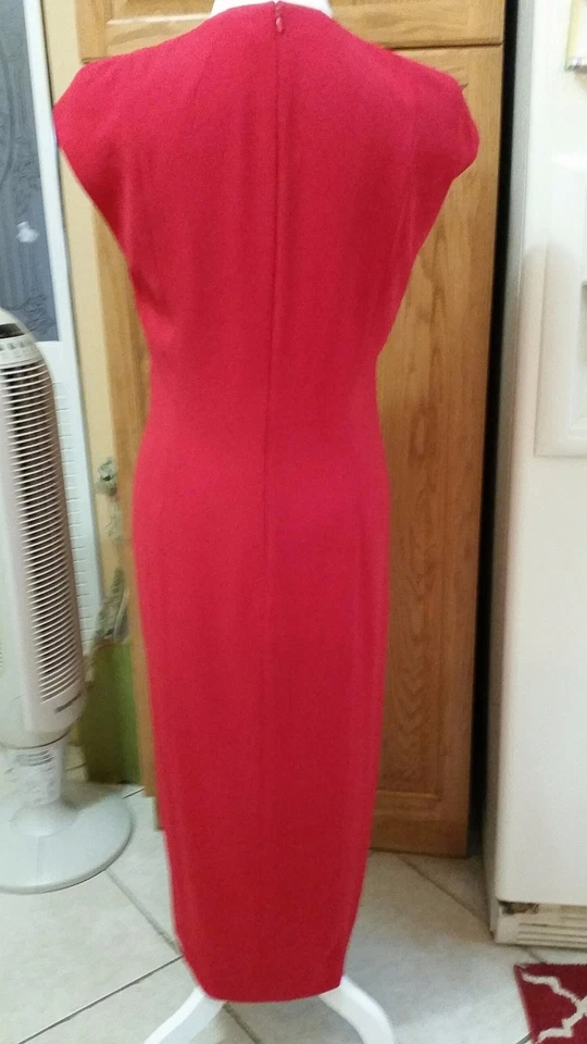 LIZ CLAIBORNE LADIES BEAUTIFUL RED DRESS - SIZE 12P - Image 3 of 4