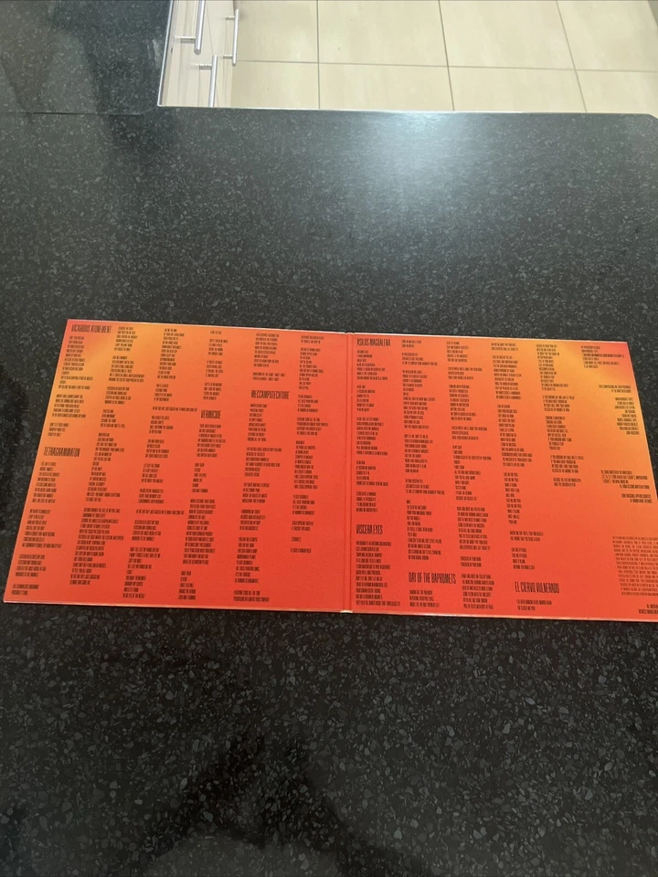 THE MARS VOLTA "Amputechture" 2014 EU Press Edición Limitada Rojo/Dorado, LP Rock Numerado. Foto 2 de 4