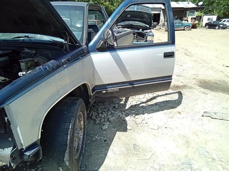 Driver Front Spindle/Knuckle Fits 92-94 BLAZER/JIMMY (full Driver Front Spindle/Knuckle Fits 92-94 BLAZER/JIMMY (full