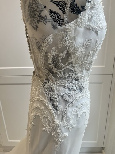 Ivory Lace Satin Halter Neck Wedding Dress New 10 With Veil - Picture 9 of 16