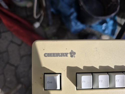 Cherry MY 3000 R/M, Deutsche Tastatur Beige German Keyboard, mit PS 2 Anschluss - Bild 2 von 3